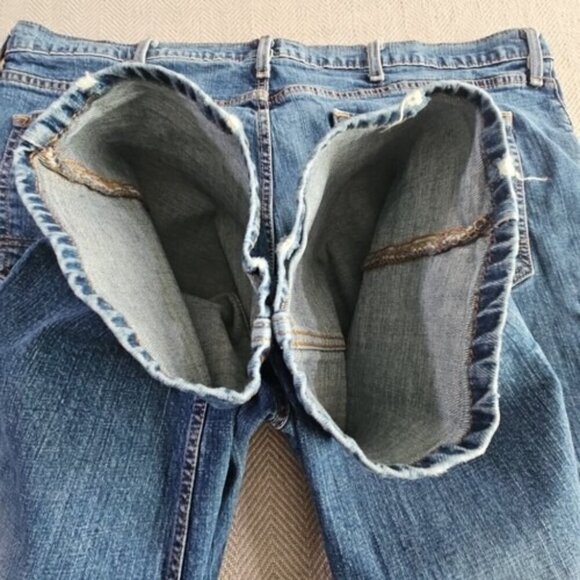 Arizona Jean Co Jeans Men's Size 42x30 Athletic Fit Flex Med Wash F08639 - Picture 7 of 16